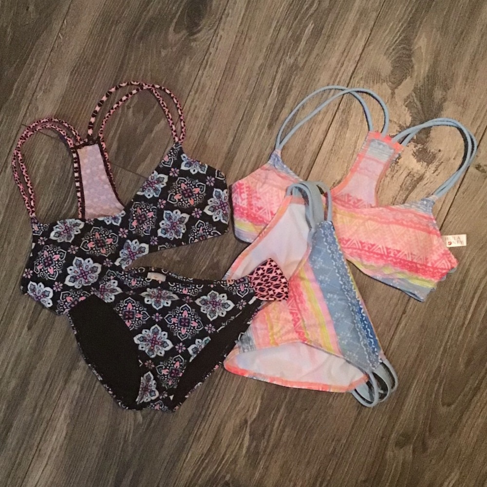 Set of 2 Hula Honey Bikini’s